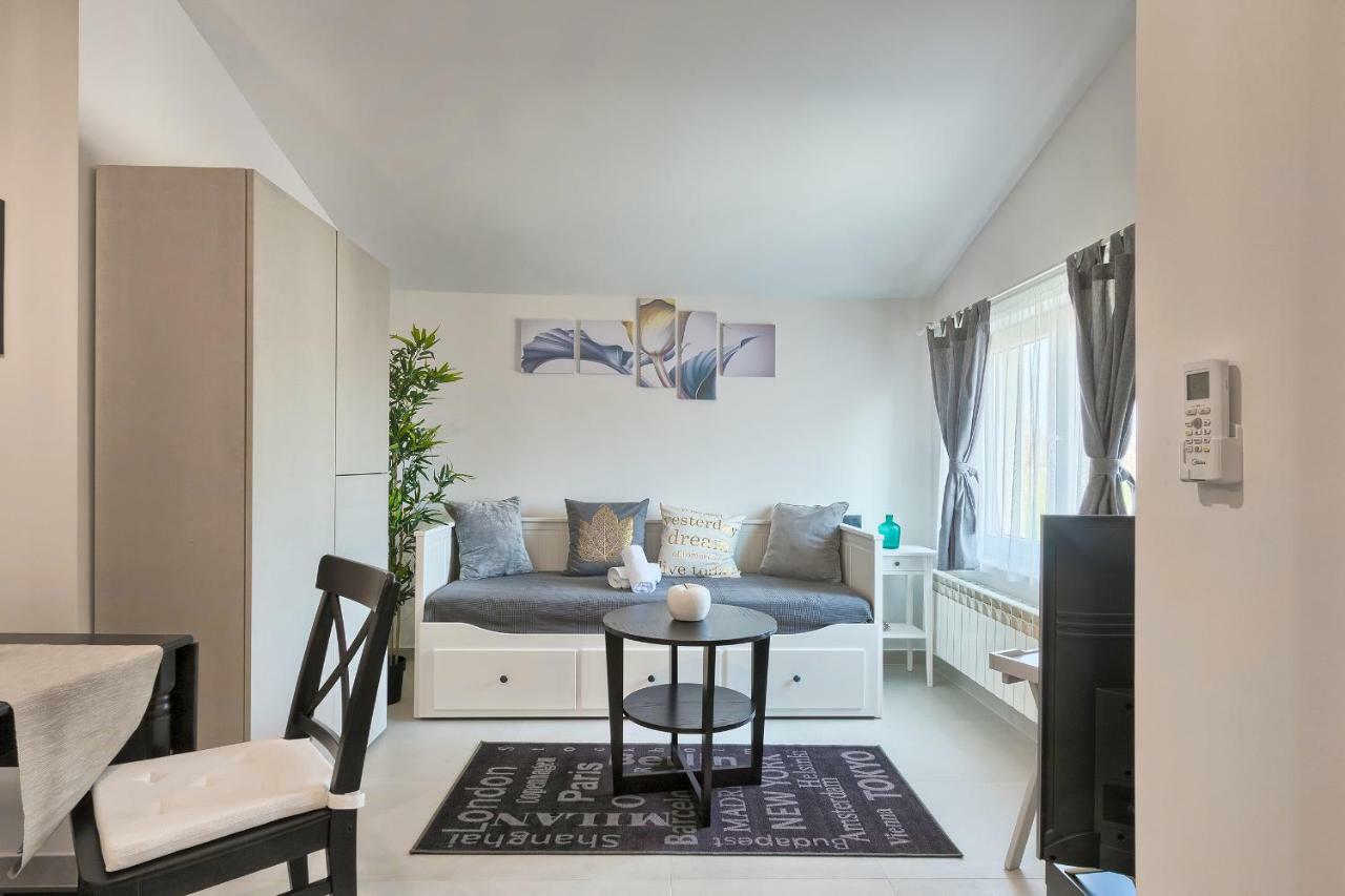 Apartments La Mer 普拉 外观 照片