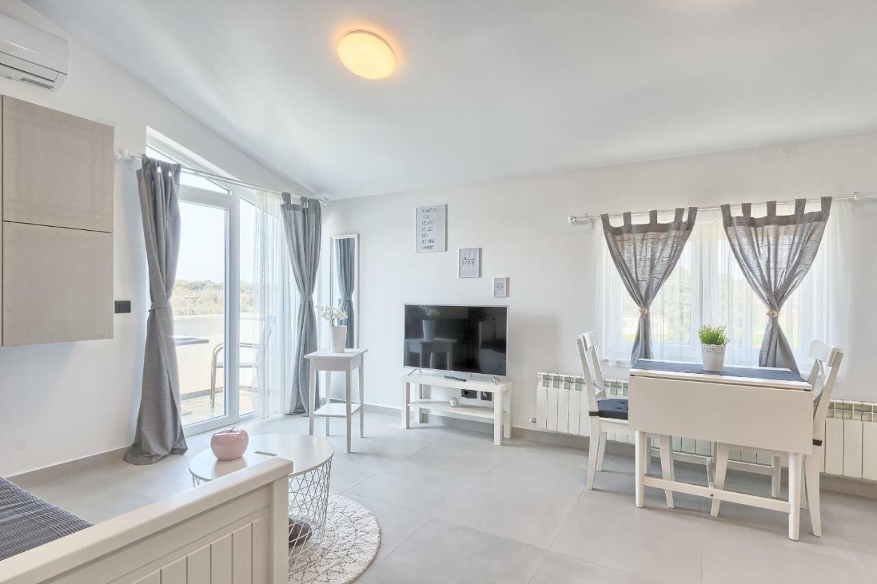 Apartments La Mer 普拉 外观 照片