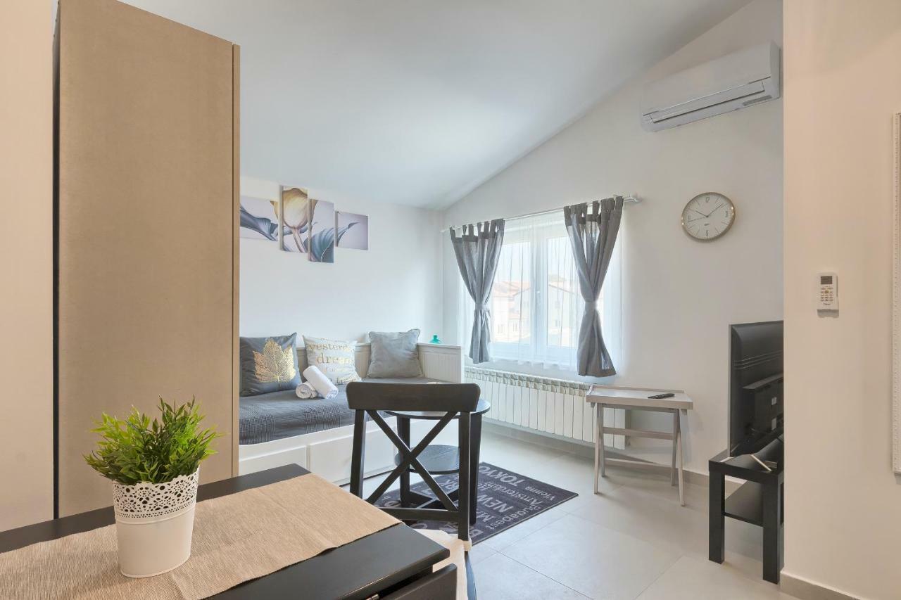 Apartments La Mer 普拉 外观 照片
